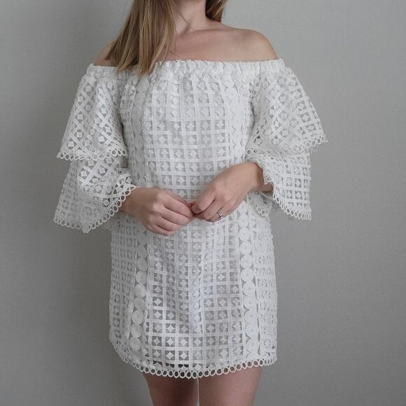 Just Me Crochet Blouse - Picture 1 of 11
